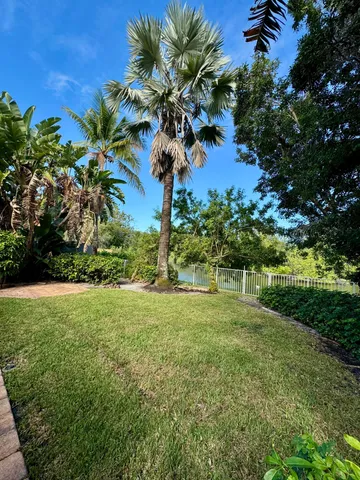 $5,800 | 10366 Buena Ventura Drive, Boca Raton, FL 33498