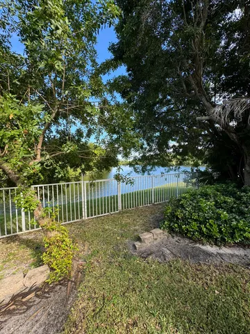 $5,800 | 10366 Buena Ventura Drive, Boca Raton, FL 33498