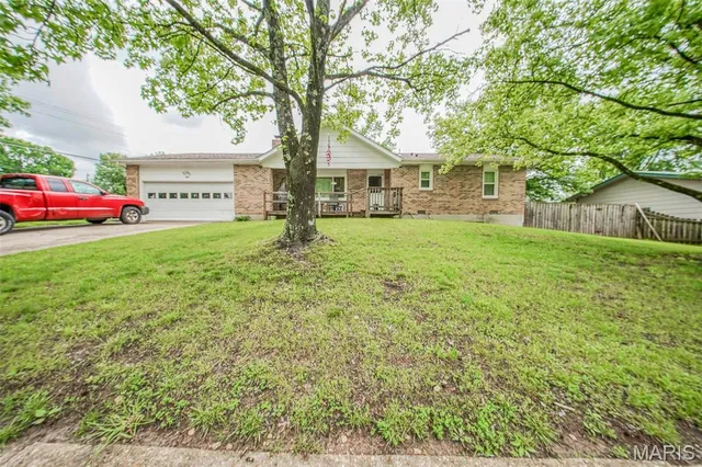 $239,900 | 101 Steeplechase Road, Rolla, MO 65401