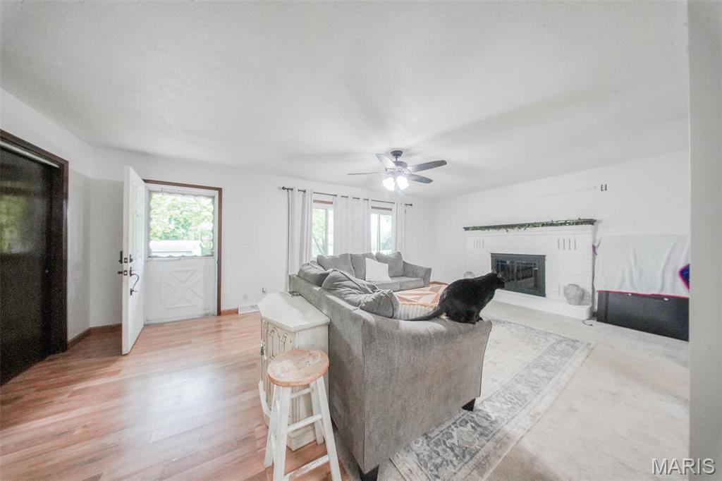 101 Steeplechase Road Rolla, MO 65401 - Photo 5 of 52