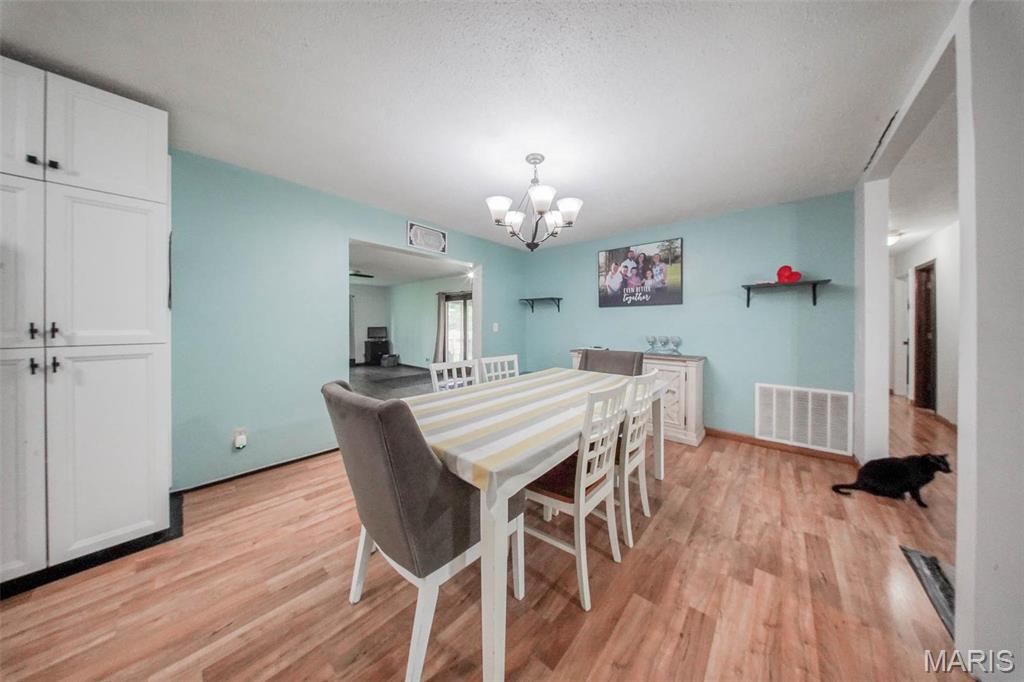 101 Steeplechase Road Rolla, MO 65401 - Photo 9 of 52