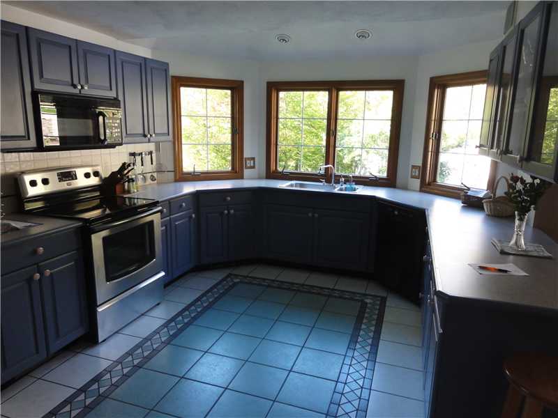 73 Briarwood Hill Road Exeter, RI 02822 - Photo 11 of 20 Kitchen.