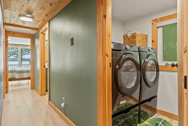 $1,789,000 | 7 Papoose Island Road, Raymond, ME 04071