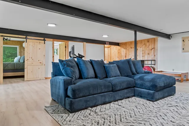 $1,789,000 | 7 Papoose Island Road, Raymond, ME 04071