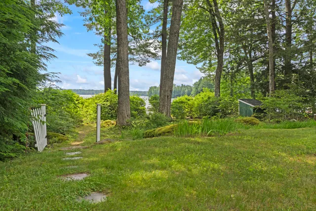 $1,799,000 | 7 Papoose Island Road, Raymond, ME 04071