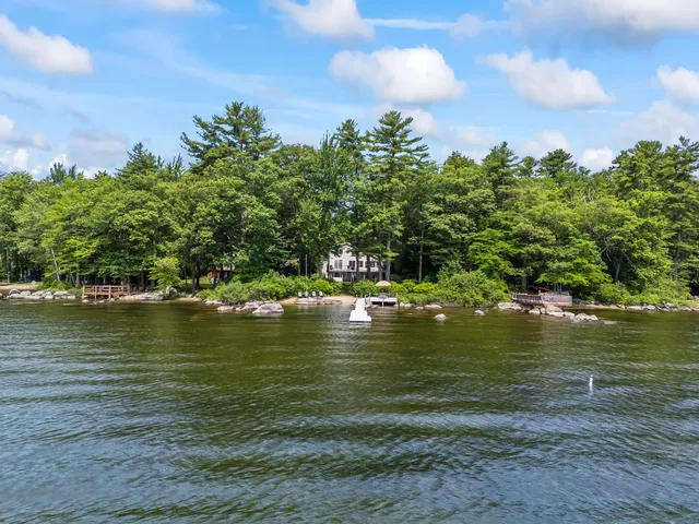 $1,799,000 | 7 Papoose Island Road, Raymond, ME 04071