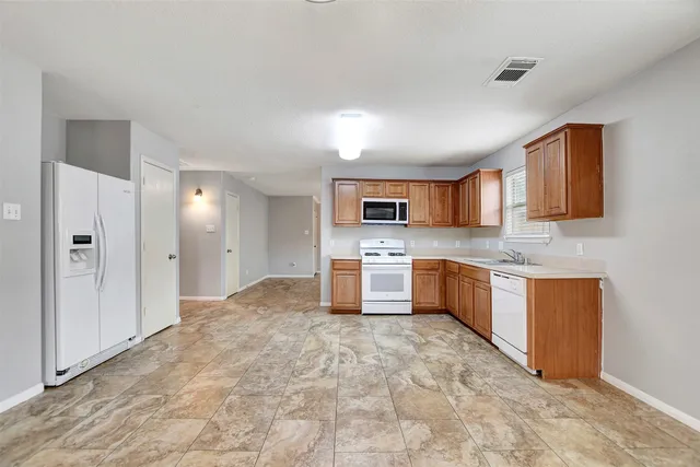 $1,695 | 12319 Chute Forest Court, Houston, TX 77014