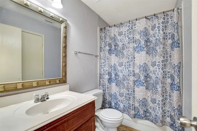 $1,695 | 12319 Chute Forest Court, Houston, TX 77014