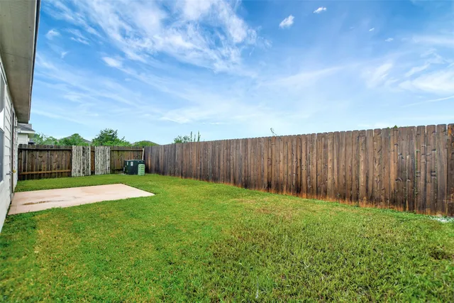 $1,695 | 12319 Chute Forest Court, Houston, TX 77014