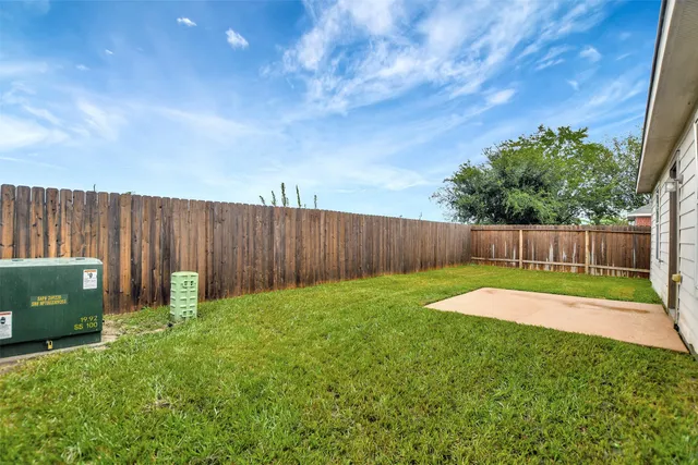 $1,695 | 12319 Chute Forest Court, Houston, TX 77014