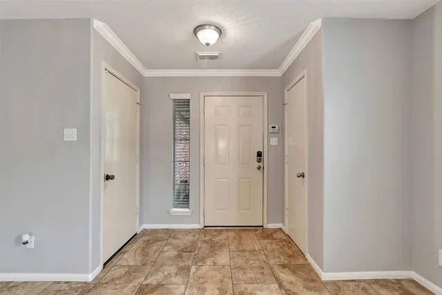 $1,695 | 12319 Chute Forest Court, Houston, TX 77014