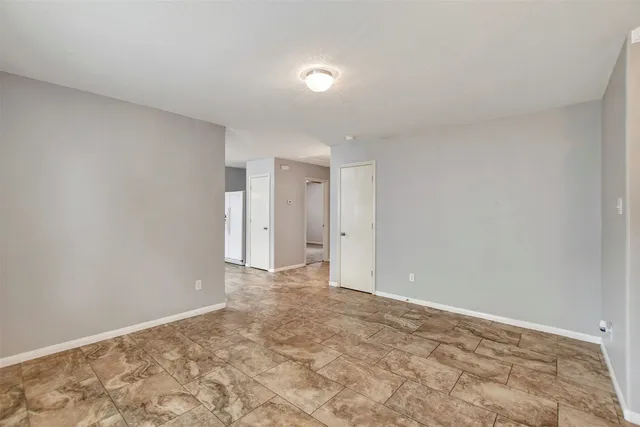 $1,695 | 12319 Chute Forest Court, Houston, TX 77014