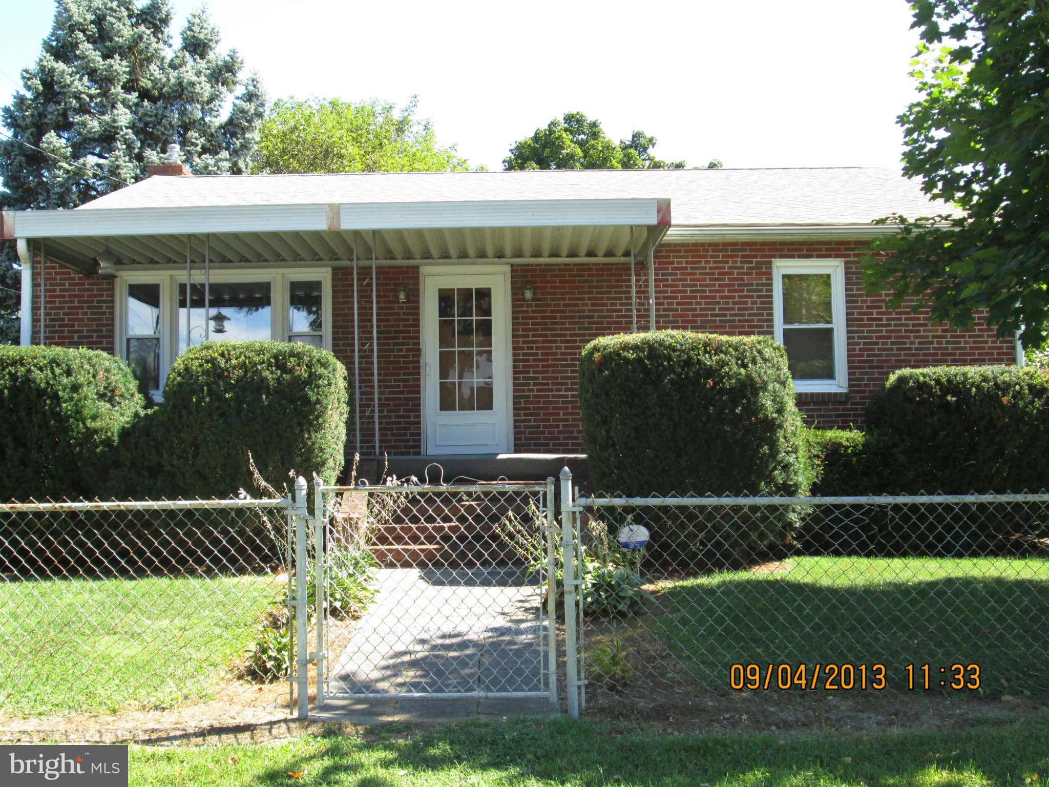 Exterior (Front)