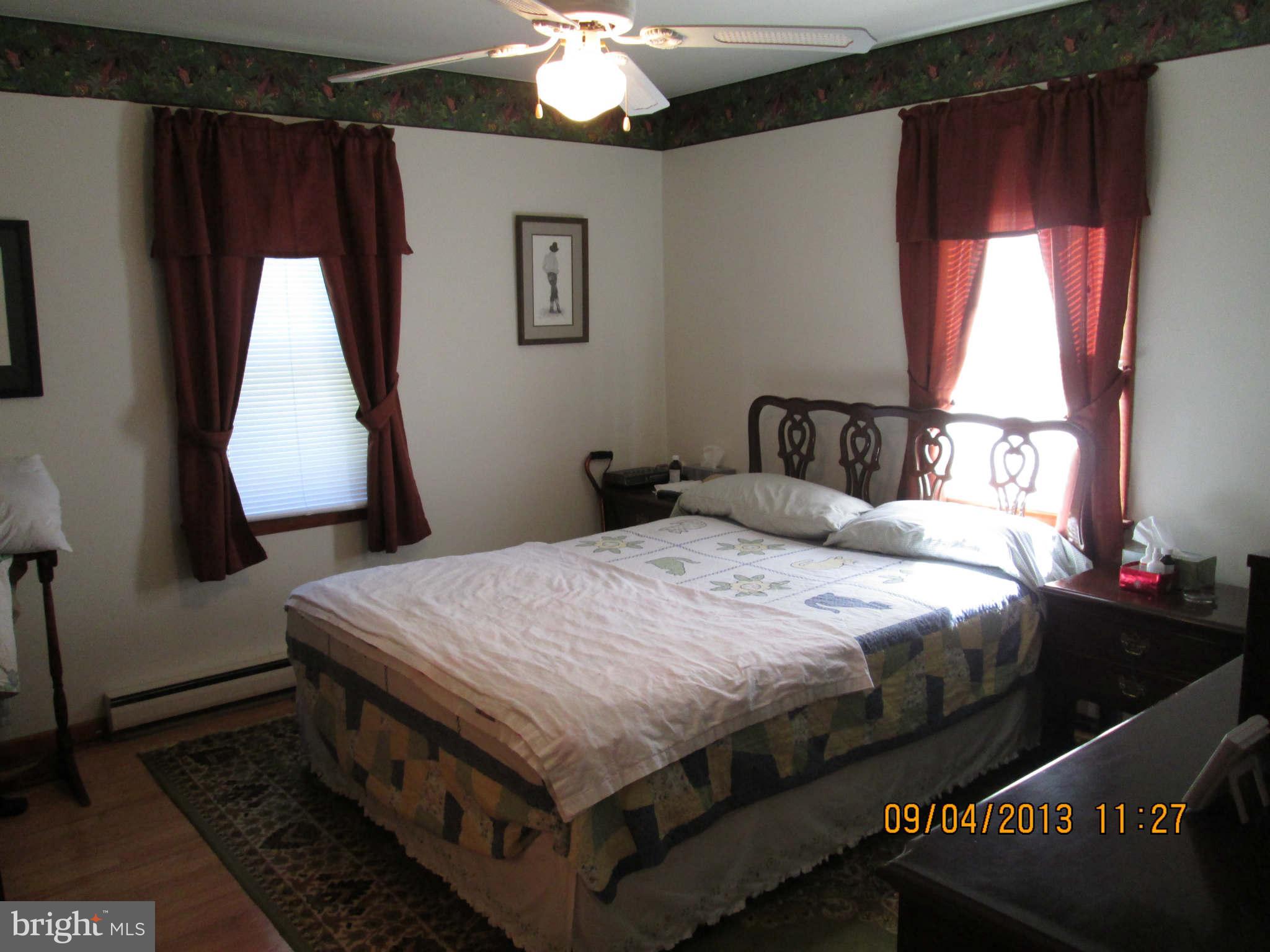 708 North Reymann Street Ranson, WV 25438 - Photo 10 of 25 Bedroom (Master)
