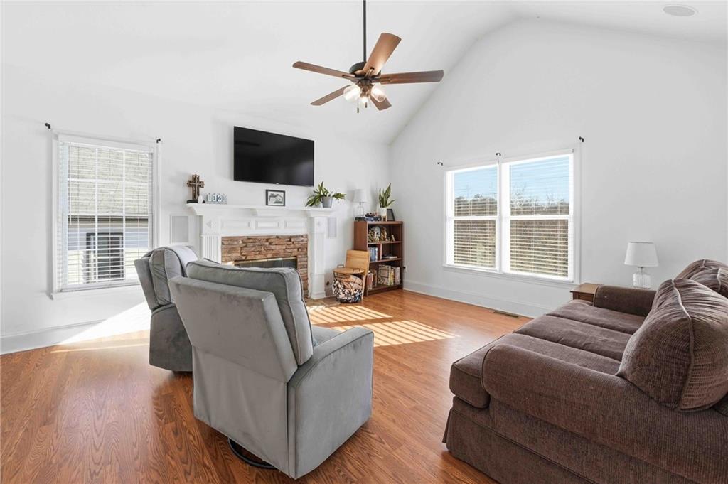 4733 Julian Way Acworth, GA 30101 - Photo 6 of 35