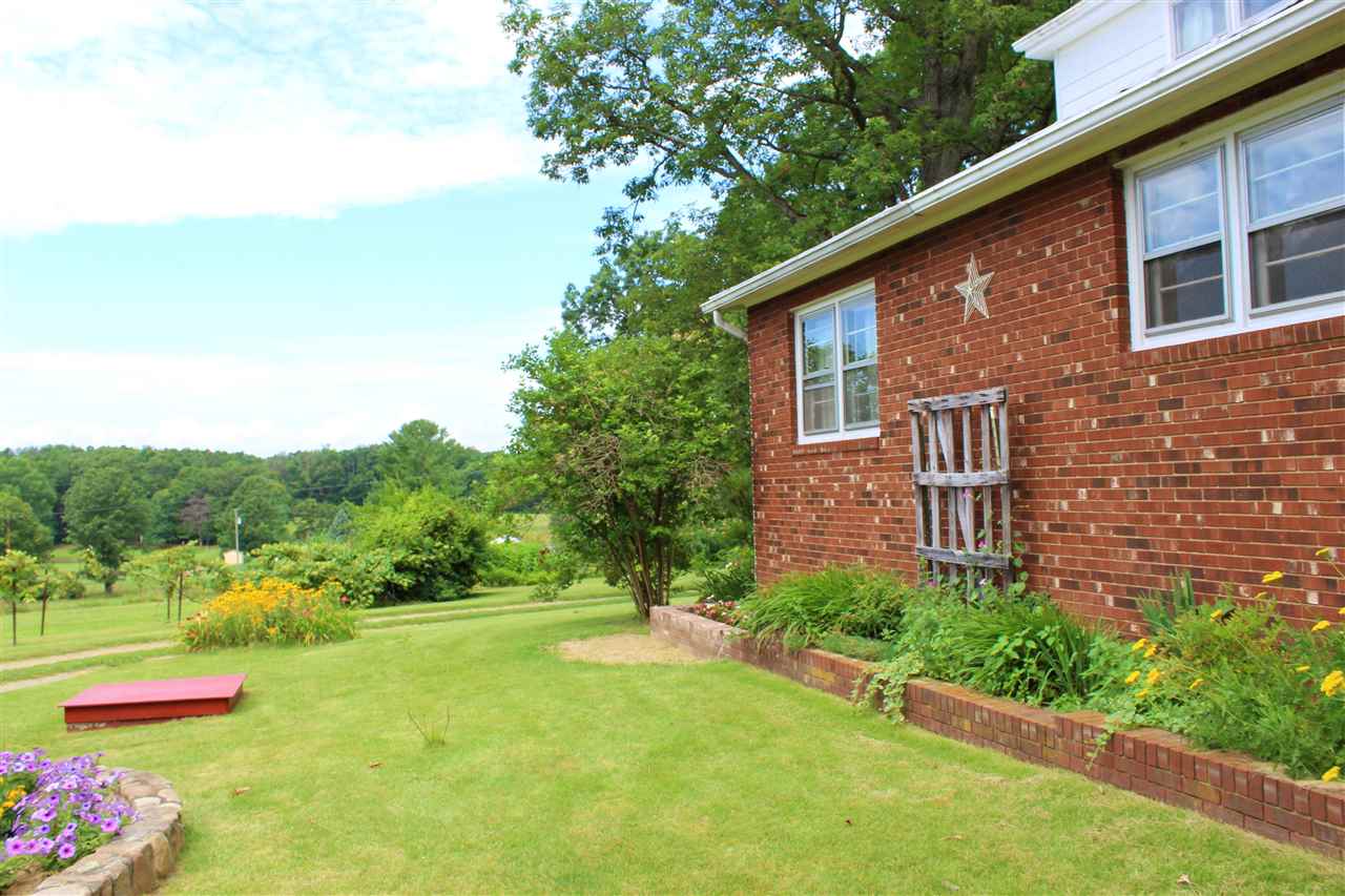 402 Wilda Road Stuarts Draft, VA 24477 - Photo 6 of 39 Gallery Image 6
