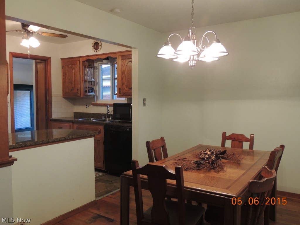 14613 Wheeler Road Maple Heights, OH 44137 - Photo 6 of 27