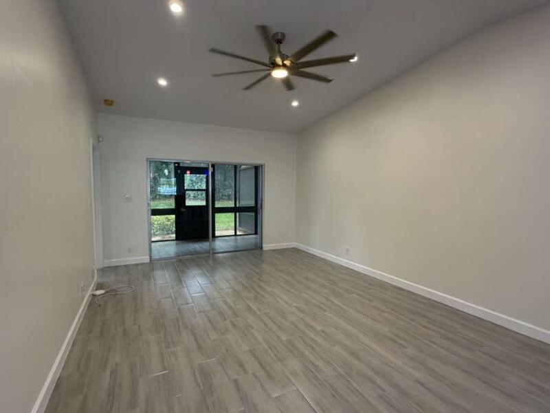 18867 Candlewick Drive Boca Raton, FL 33496 - Photo 6 of 21 10