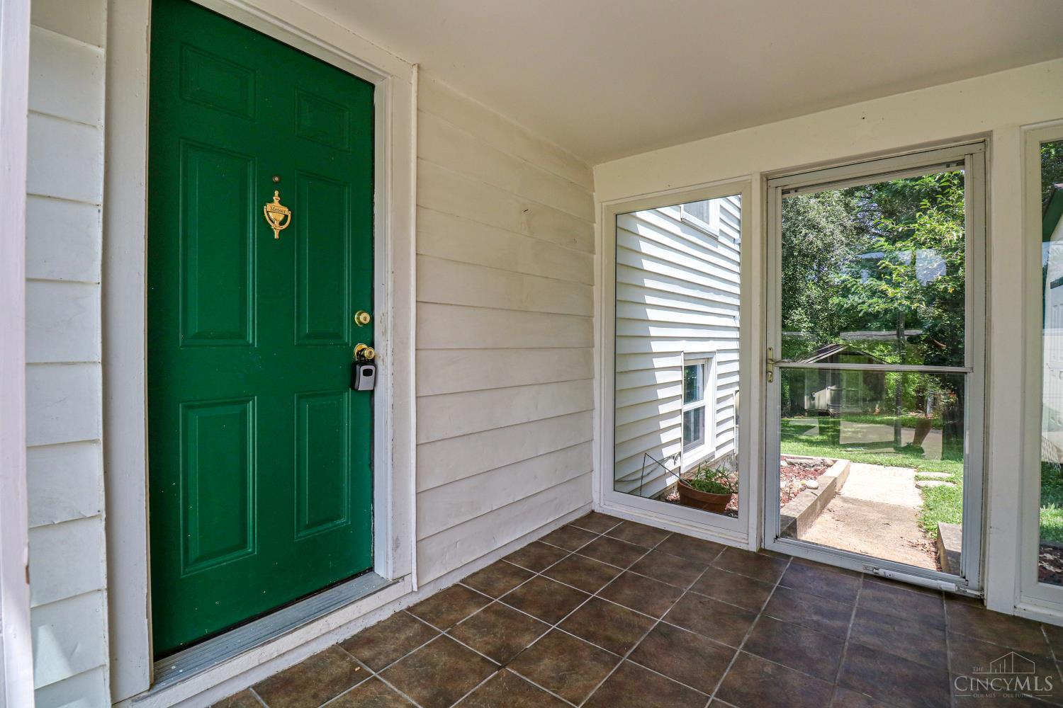 4072 West Fork Road Cincinnati, OH 45247 - Photo 4 of 43