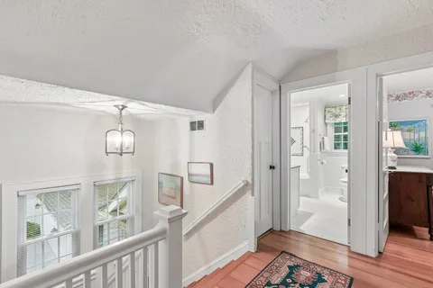 $574,999 | 335 East Liberty Street, Barrington, IL 60010