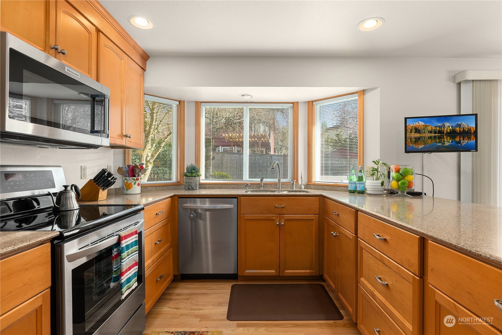 1445 Goat Trail Loop Road Mukilteo, WA 98275 - Photo 14 of 40 Gallery Image 14