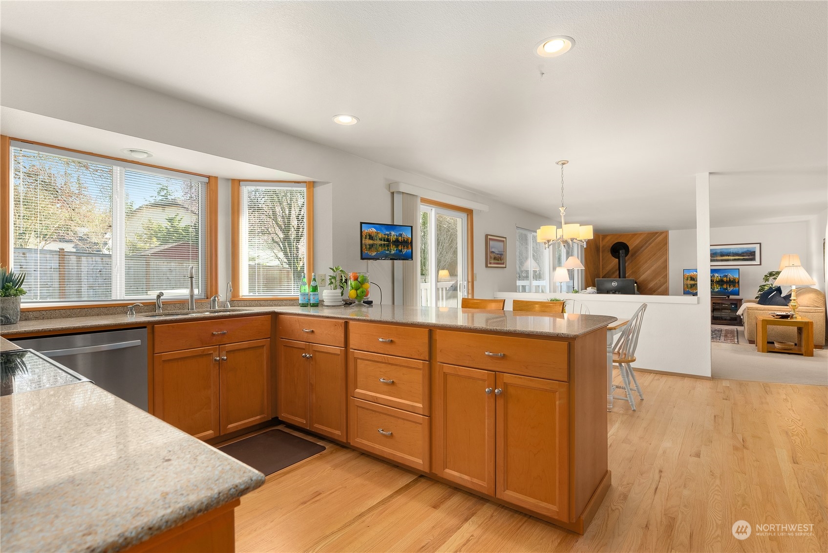 1445 Goat Trail Loop Road Mukilteo, WA 98275 - Photo 15 of 40 Gallery Image 15