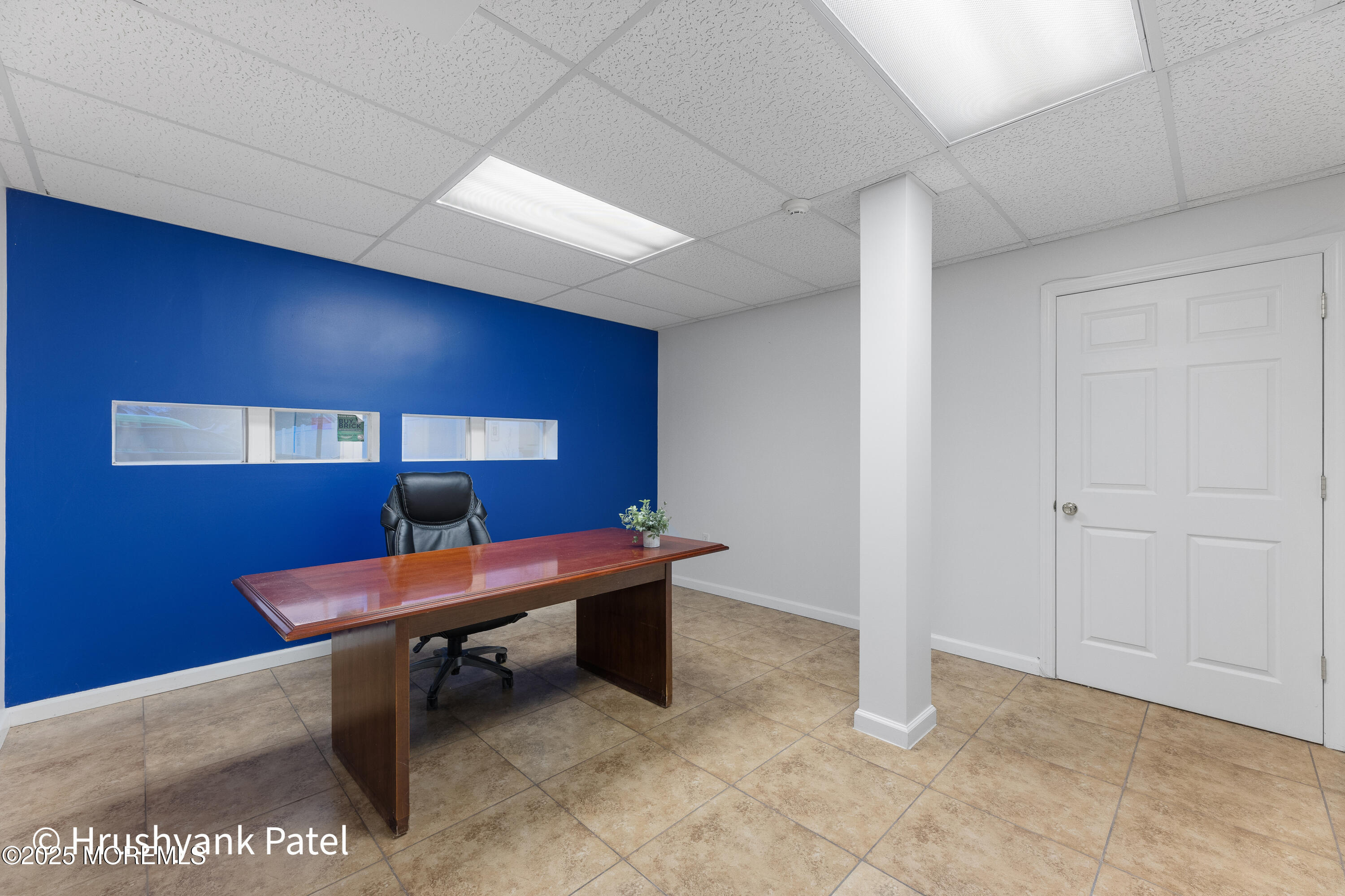 Mantoloking Road Brick, NJ 08723 - Photo 13 of 24 a room with furniture