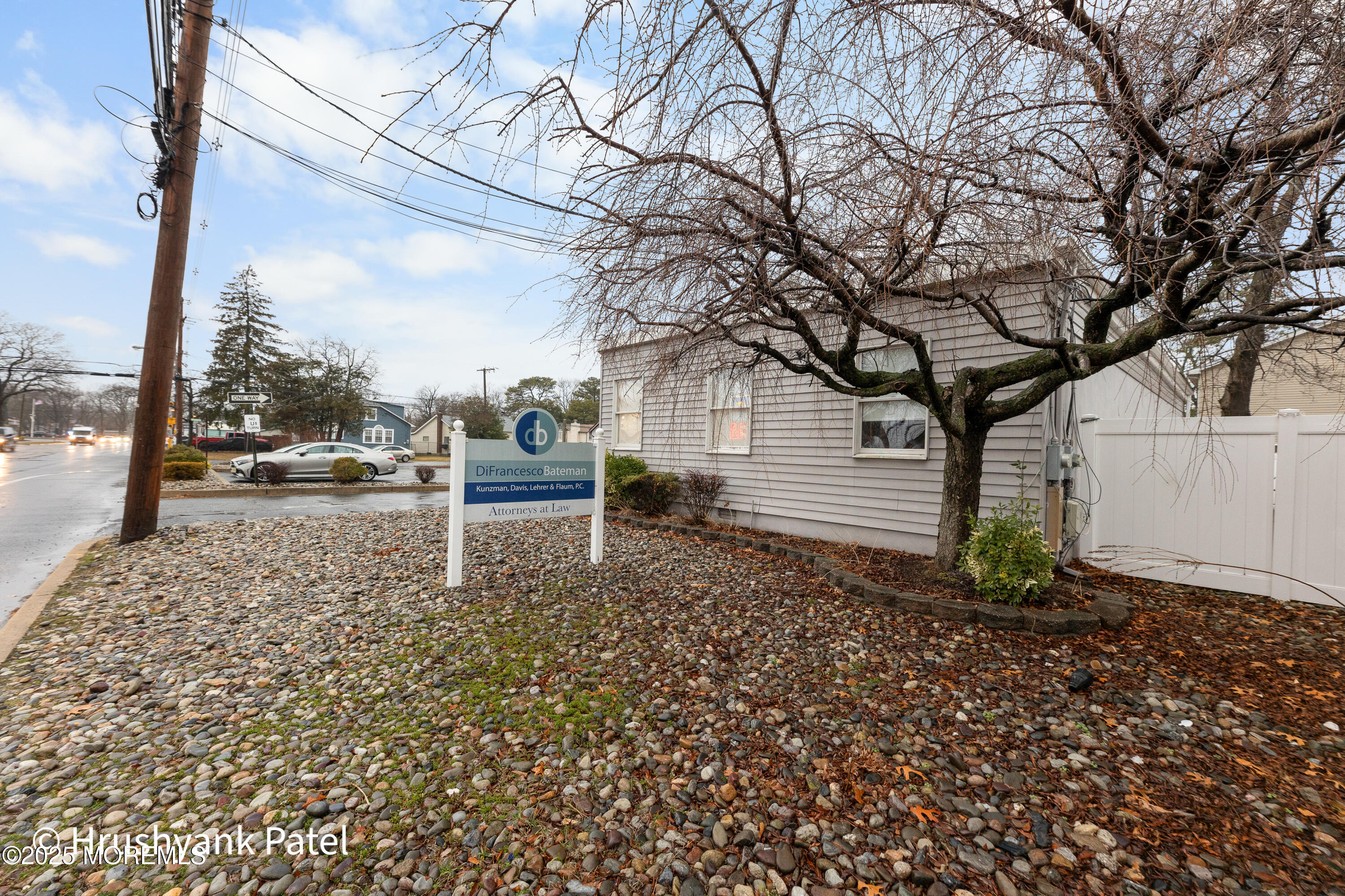 Mantoloking Road Brick, NJ 08723 - Photo 4 of 24 a backyard of a house with lots of green space