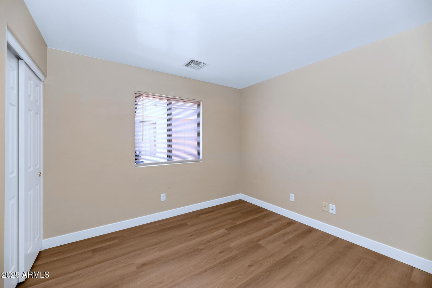 12450 West Hearn Road El Mirage, AZ 85335 - Photo 23 of 29 Bedroom 3