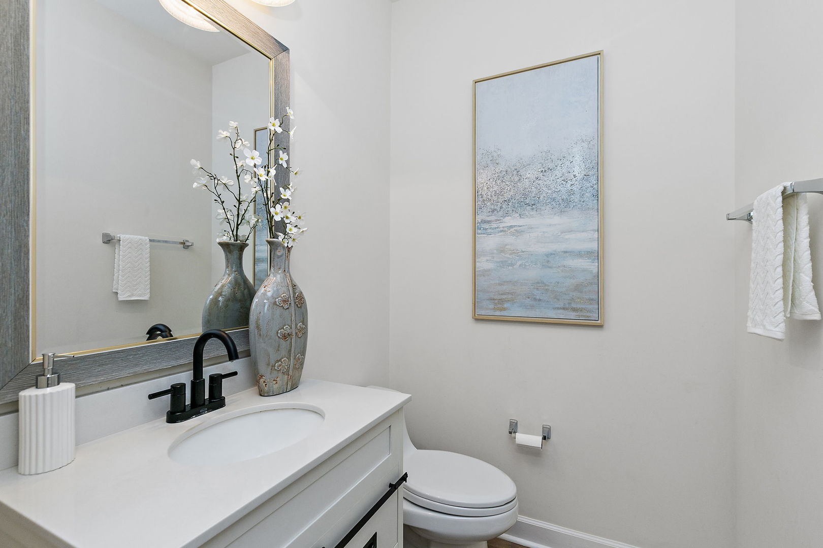 2370 Fishhook Way Wauconda, IL 60084 - Photo 19 of 36 Gallery Image 19