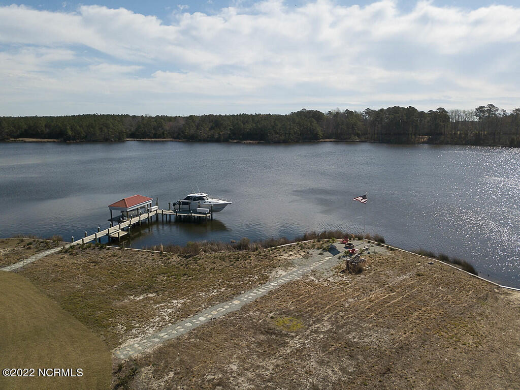 855 Bennett Neck Road Grantsboro, NC 28529 - Photo 10 of 19 Neighboring Property