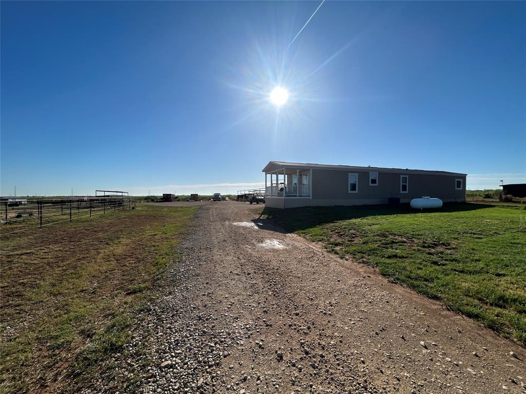 4435 Hayter Road Abilene, TX 79601 - Photo 3 of 31