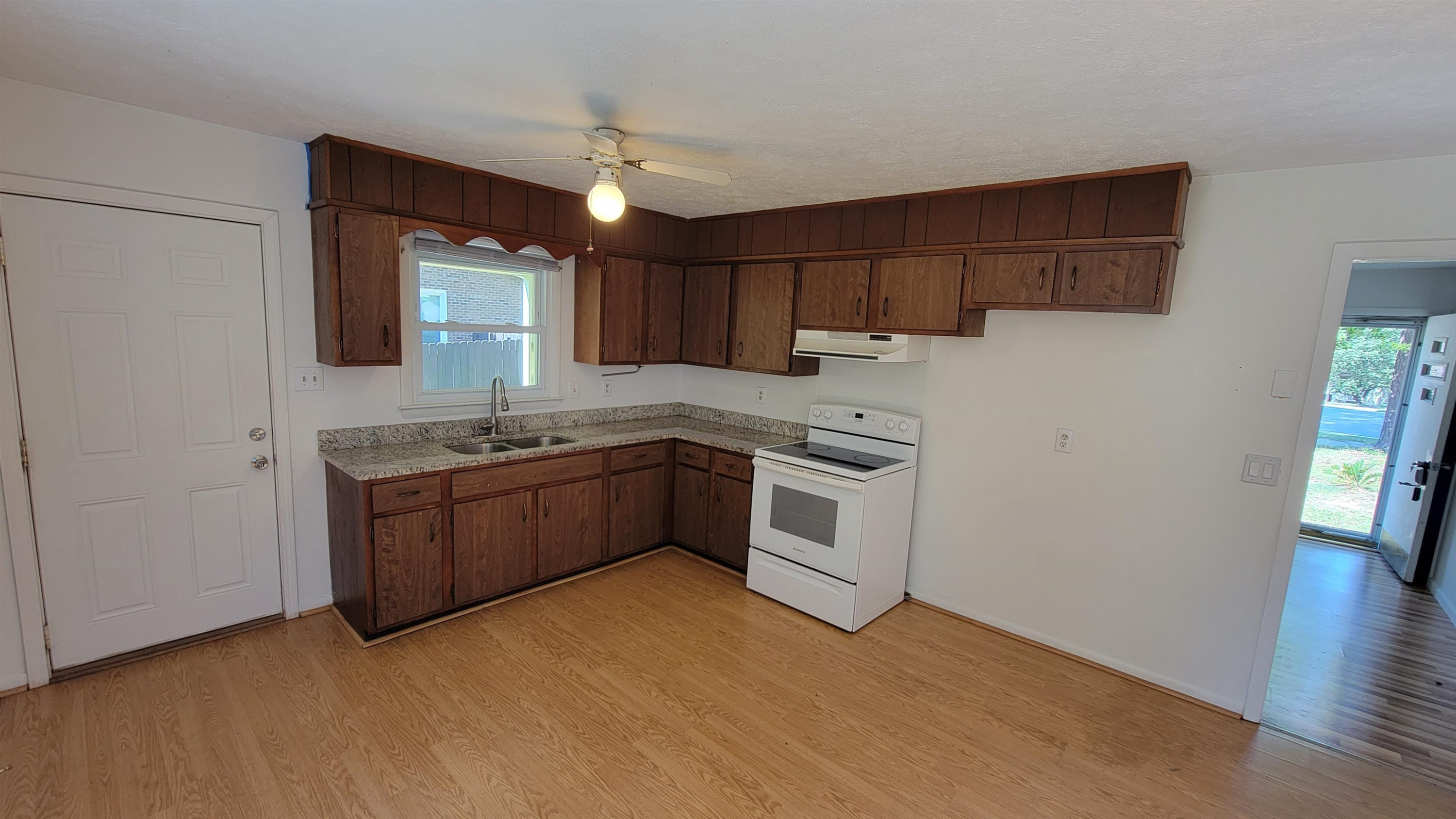202 Weston Road Garner, NC 27529 - Photo 5 of 16 Photo 5
