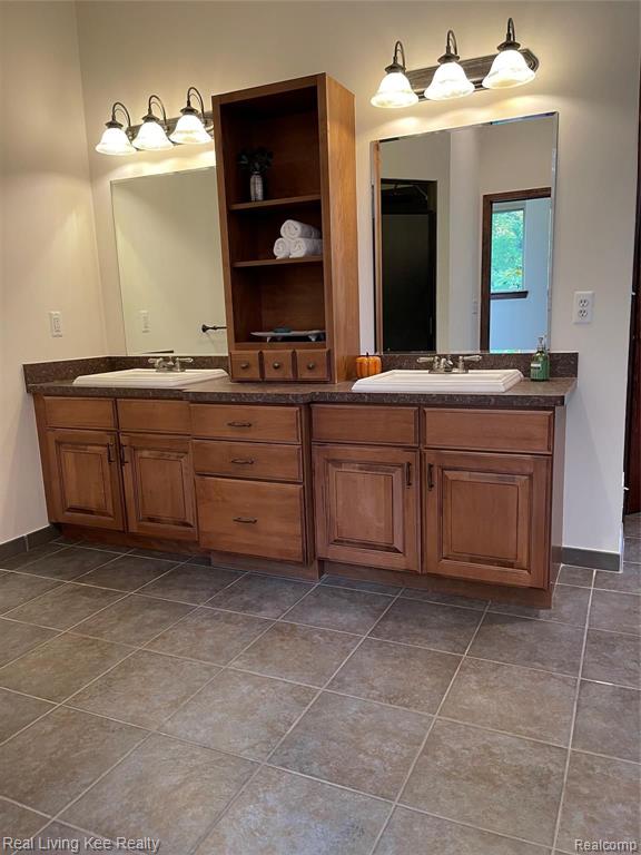 930 East Leonard Road Leonard, MI 48367 - Photo 35 of 49