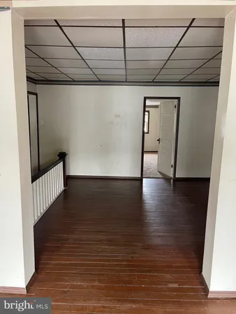 a view of a room with an empty space