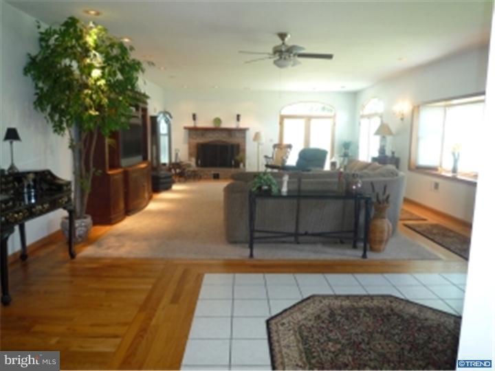 923 Anchorage Street Wilmington, DE 19805 - Photo 4 of 16 Gallery Image 4