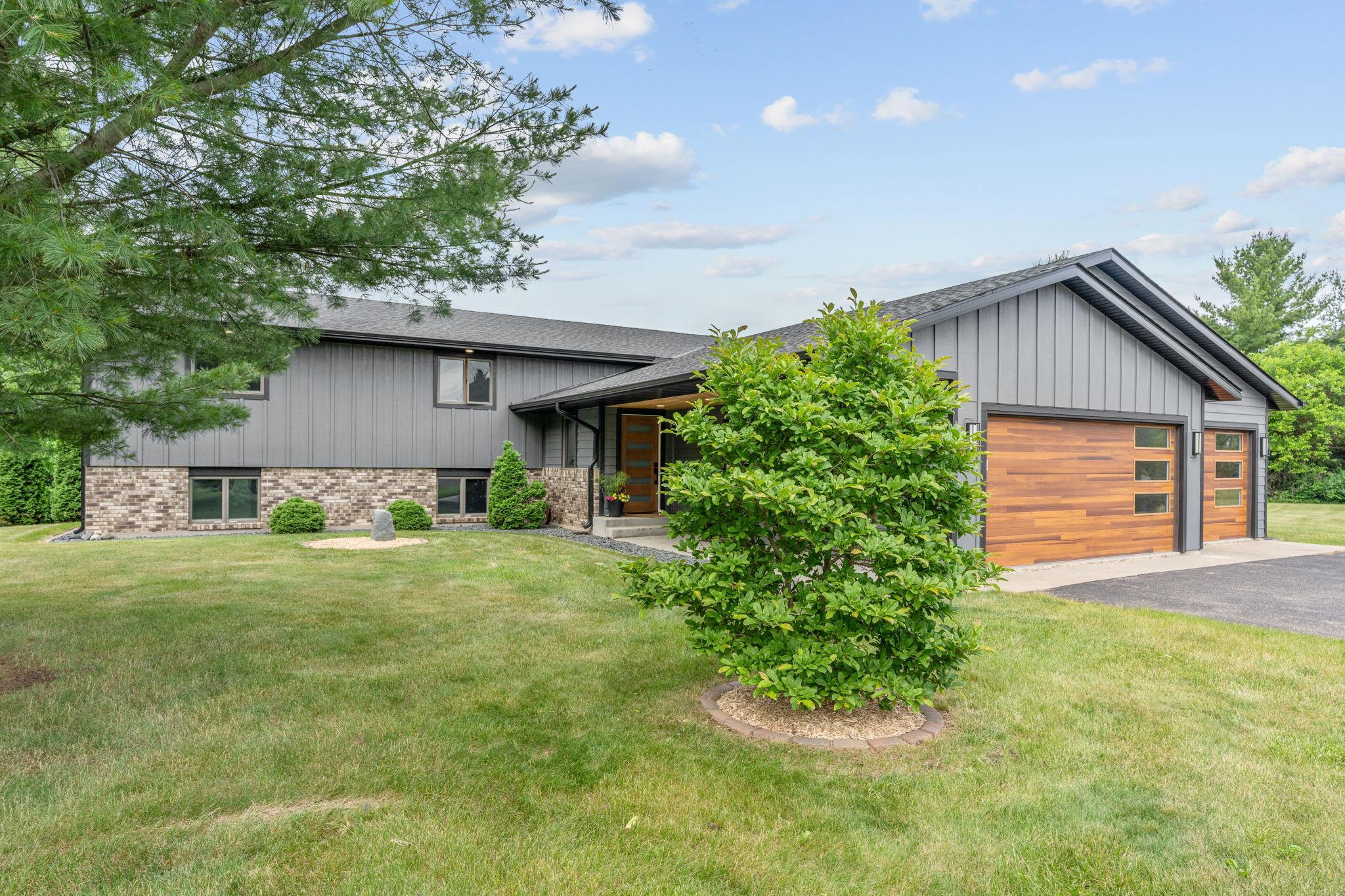 804 Grant Avenue Hudson, WI 54016 - Photo 2 of 55