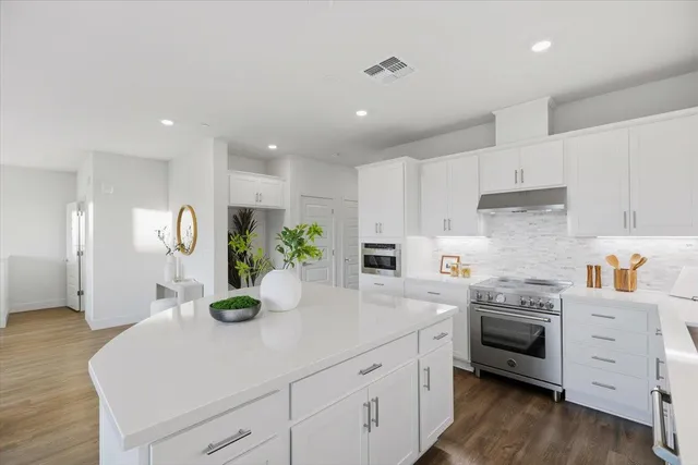 $1,288,000 | 921 Magnolia Terrace, Unit 7, Sunnyvale, CA 94086