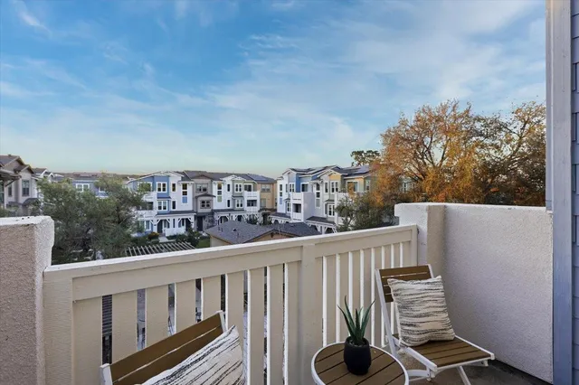 $1,288,000 | 921 Magnolia Terrace, Unit 7, Sunnyvale, CA 94086