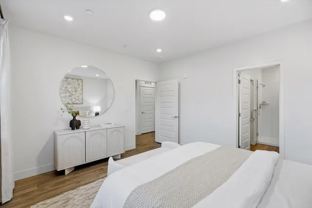 $1,288,000 | 921 Magnolia Terrace, Unit 7, Sunnyvale, CA 94086