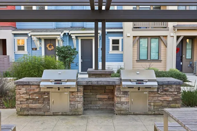 $1,288,000 | 921 Magnolia Terrace, Unit 7, Sunnyvale, CA 94086