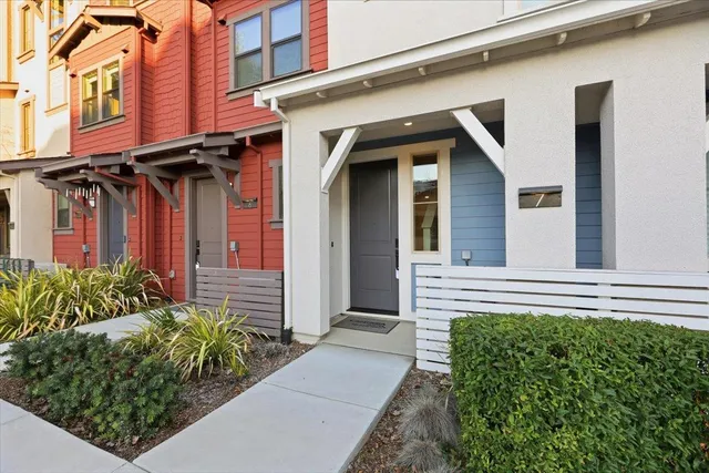 $1,288,000 | 921 Magnolia Terrace, Unit 7, Sunnyvale, CA 94086