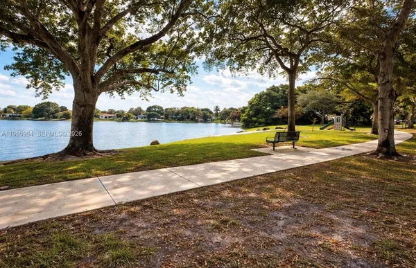 $935,000 | 7355 Poinciana Court, Miami Lakes, FL 33014