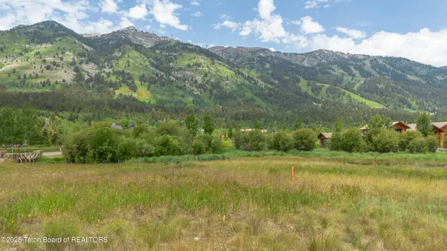 $14,000,000 | 7030 Jensen Canyon Road, Teton Village, WY 83025