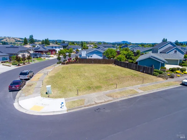 $379,000 | 1944 San Salvador Drive, Santa Rosa, CA 95403
