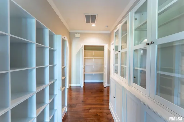 $459,000 | 306 Arbor Drive, Carterville, IL 62918