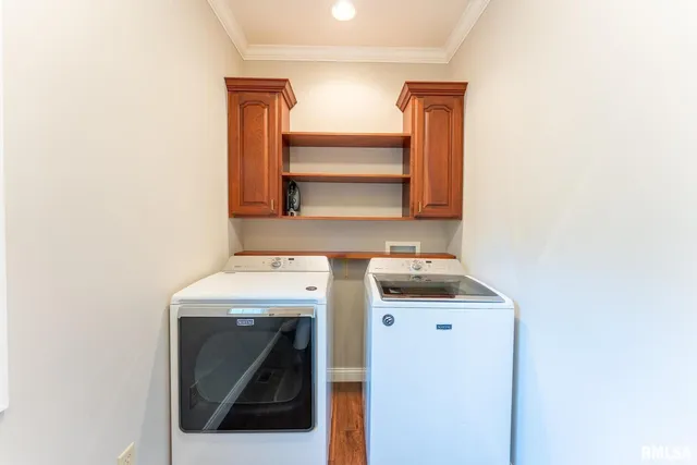 $459,000 | 306 Arbor Drive, Carterville, IL 62918