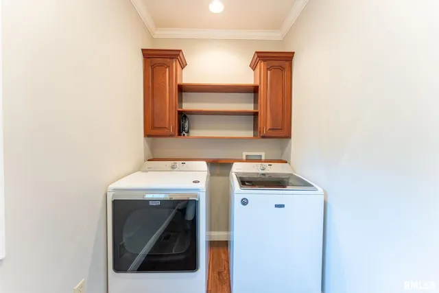 $459,000 | 306 Arbor Drive, Carterville, IL 62918