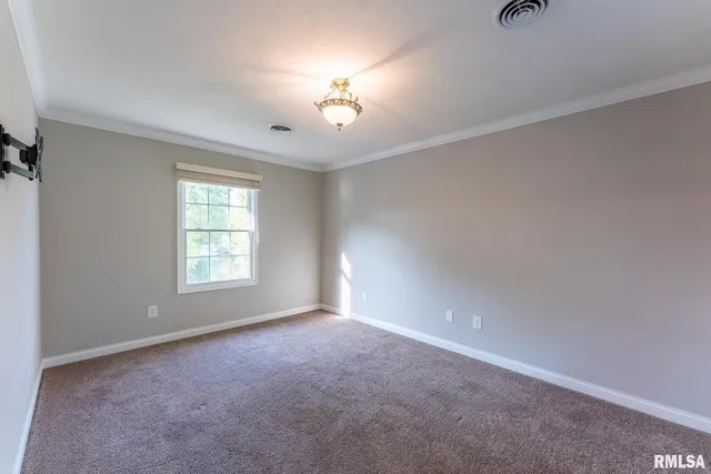 $459,000 | 306 Arbor Drive, Carterville, IL 62918