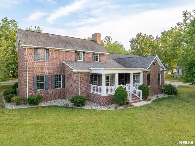 $459,000 | 306 Arbor Drive, Carterville, IL 62918